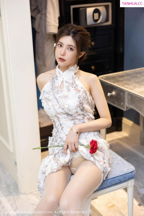 綺裡嘉 绮里嘉 [XiuRen]高清写真图 2022.10.14 No.5713 绮里嘉ula第17张图片
